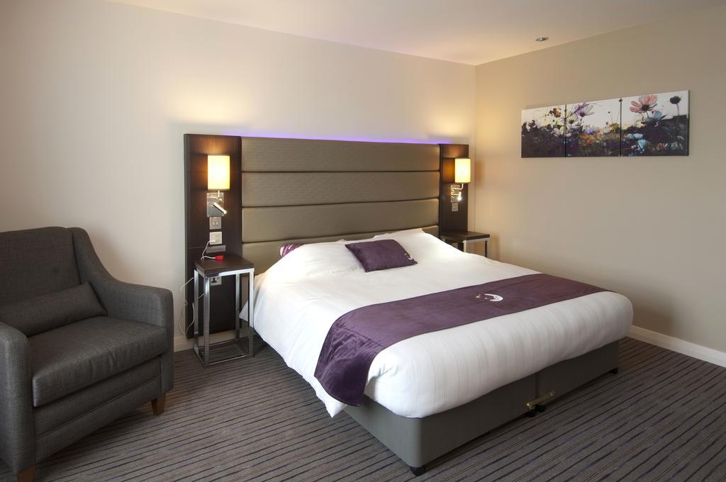 Premier Inn Lancaster Bagian luar foto